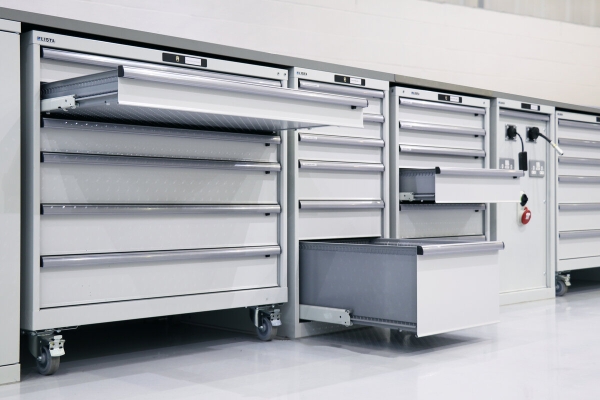ROBUST ALL-ROUNDERS LISTA drawer cabinets provide a robust and well protected storage option for equipment and all kinds of warehouse goods.