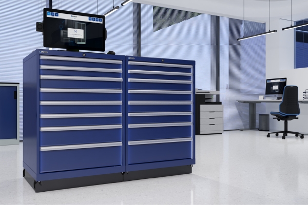 ALMACENAMIENTO SEGURO. TRABAJO EFICIENTE. Con los sistemas electr&oacute;nicos de control de acceso de LISTA, optimizar&aacute; el almacenamiento y la gesti&oacute;n de sus herramientas y materiales m&aacute;s importantes: de forma segura, eficiente y fiable.